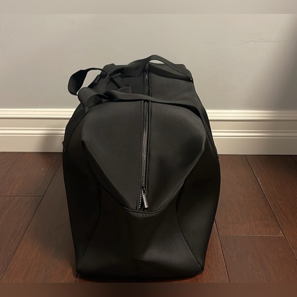 Brand New Carolina Herrera Duffle Bag - Picture 2 of 7